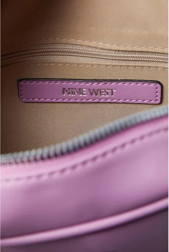 Vista 4 de NINE WEST Georgi - Mini bandolera convertible para cámara