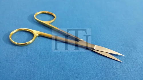 Vista 2 de TIJERAS T/C IRIS RECTAS 4.5" AGUJAS CON INSERTOS DE CARBRO TUNGSTEN CON MANGO ORO (HTI BRAND)