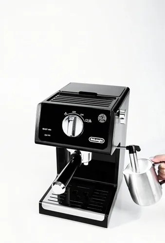 Vista 3 de De'Longhi ECP3120 - Máquina de café expreso de 15 bar con sistema avanzado de capuchino, 9.6 x 7.2 x 11.9 pulgadas, negro/acero inoxidable