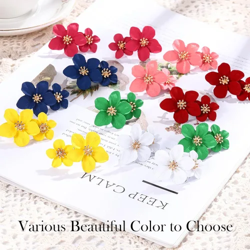Vista 4 de 7 pares de aretes bohemios de flor para mujer, aretes de margarita en forma de flor con brote dorado