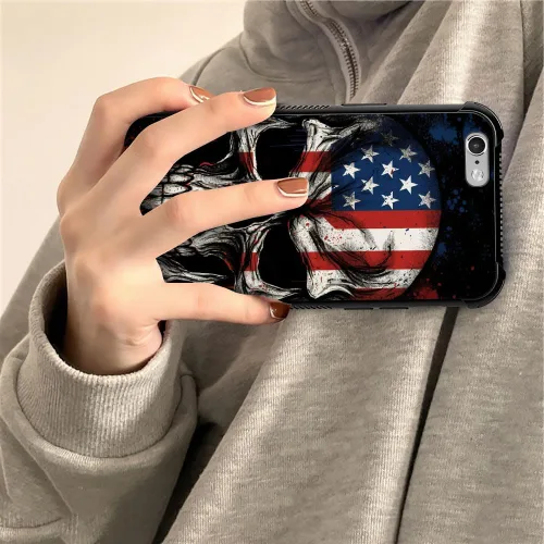 Vista 107 de Funda compatible con iPhone 8, a prueba de golpes, antiarañazos, bandera de ciervos de cola blanca de grano de madera estadounidense