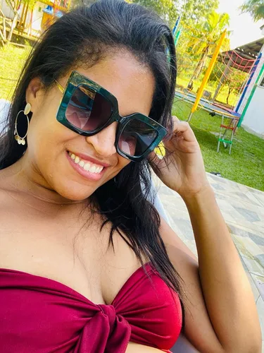Vista 3 de Feisedy - Lentes de sol de gran tamaño cuadrados a la moda con incrustación de perlas en las patillas ojo de gato para mujer B2625