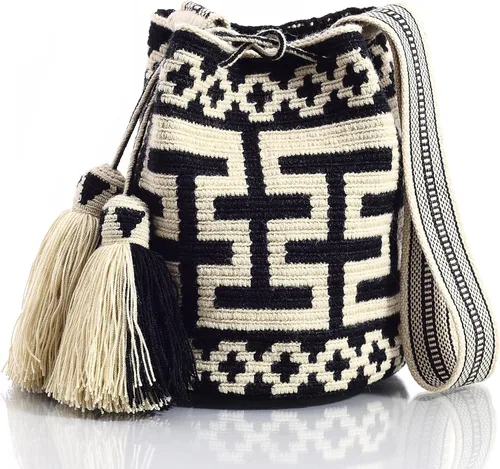 Vista 2 de WYOU Designer Collection, Handwoven Hobo Bucket Bag in Wayuu Crochet