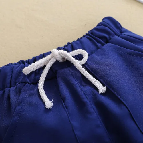 Vista 3 de Ropa de tren para bebé, niños pequeños, manga corta, estampado floral, camiseta y pantalones cortos para camiones de bomberos (azul, 12-18 meses)