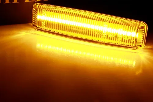 Vista 2 de iJDMTOY Lentes semisclaras ámbar Full LED Fender Blink Side Marker Luces indicadoras de señal de giro compatibles con BMW 1996-2003 E39 525i 528i