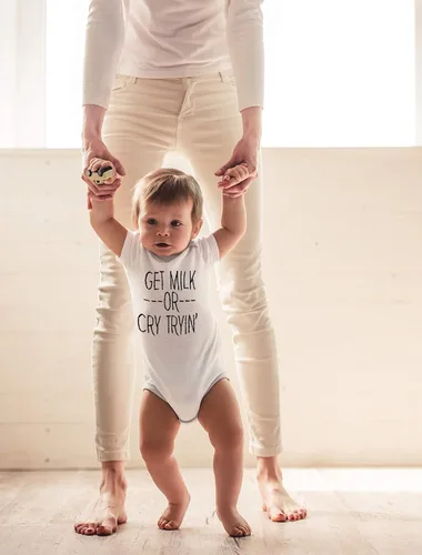 Vista 15 de Get Milk or Cry Tryin - Ropa de bebé - Divertidos trajes para recién nacidos para niños y niñas