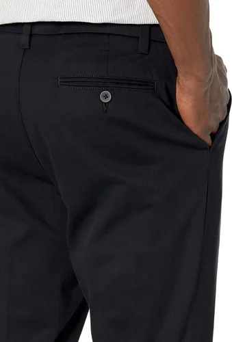Vista 3 de Tienda Essentials Pantalón chino elástico ajustado resistente a las arrugas, sin pinzas, para hombre