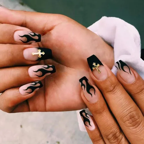 Vista 14 de MISUD - Uñas postizas largas con forma de ataúd, con diseño gótico de vampiro en negro y rojo, acrílico, 24 piezas