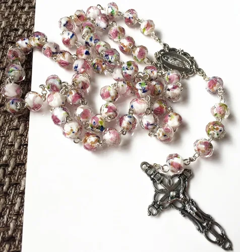 Vista 5 de elegantmedical Collar católico hecho a mano con cuentas de Veluriyam ROSA GUADALUPE ROSARIO Y CRUZ DE ITALIA, Vidrio