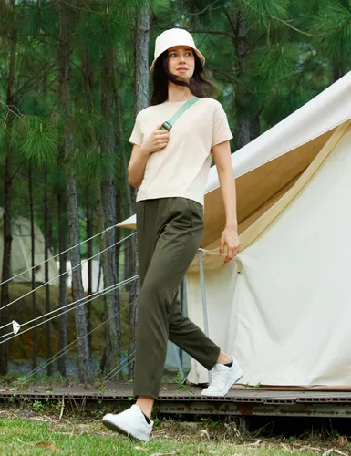 Vista 2 de CRZ YOGA - Pantalones deportivos de vestir con bolsillos para mujer, elasticidad de 4 vías, largo de 78 (al tobillo) ideales para golf, trabajo