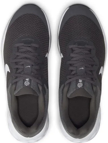 Vista 5 de Nike Revolution 5 - Tenis de correr anchos para mujer