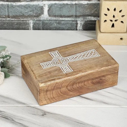 Vista 6 de Ajuny Caja de almacenamiento decorativa de madera tallada a mano para joyas, caja de arte, organizador de almacenamiento con diseño de cruz blanca