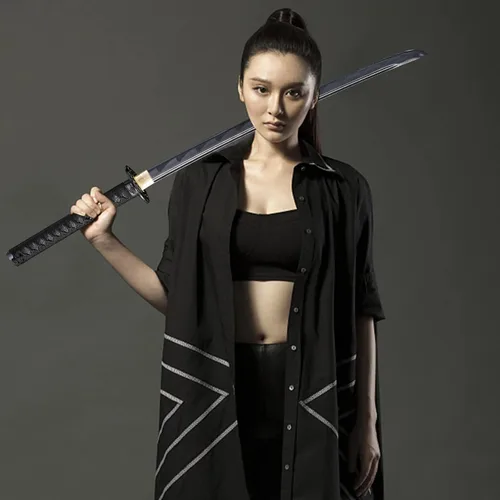 Vista 4 de Kamaiwo-1045/1060 hechas a mano forjadas a mano auténticas, las espadas samuráis katana japonesas son un regalo único para hombres. El acero de alto
