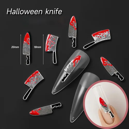 Vista 7 de Abalorios de aleación para uñas de Halloween, cuchillo plateado y rojo de terror, gemas de uñas con cuchillo sangriento metálico 3D, dijes de arte