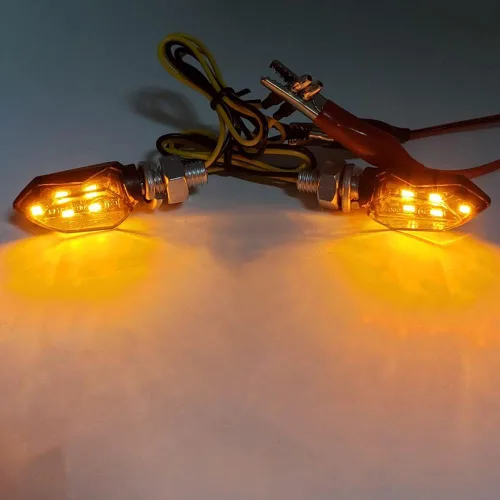 Vista 4 de 2 luces LED intermitentes para motocicletas, 5 luces LED, mini 0.394 in y 12 V, indicador universal de motocicleta intermitente ámbar, lámpara