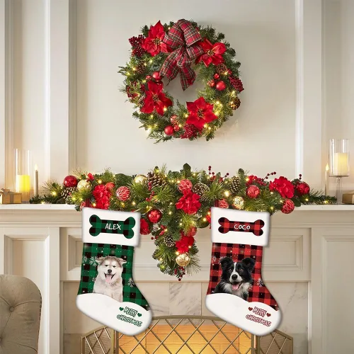 Vista 3 de Foto personalizada, Feliz Navidad, búfalo rojo, a cuadros, feliz perro, calcetín de Navidad, copo de nieve, decoración de vacaciones, calcetín