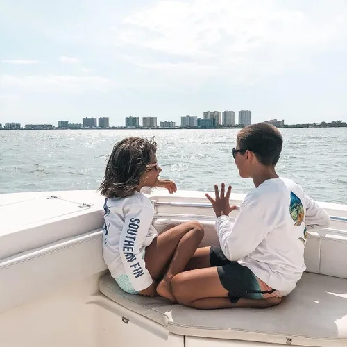 Vista 4 de Southern Fin Apparel Camisa de pesca juvenil para niños y niñas manga larga UV