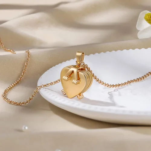 Vista 5 de Jewelstruck Collar con medallón de corazón personalizado actualizado, medallón dorado con imagen personalizada para mujeres, mamá, hija, colgante