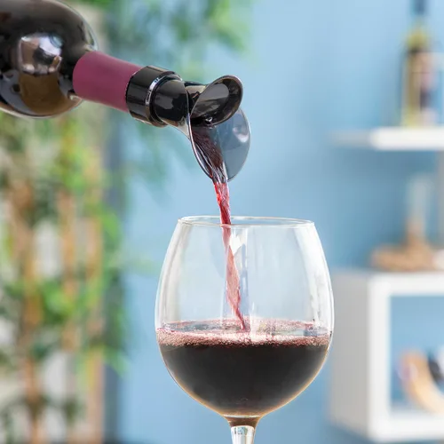 Vista 2 de Tapón Dispensador Aireador de Vino 2 en 1 Wintopp InnovaGoods