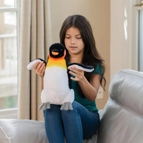Vista 3 de The Petting Zoo Peluche de pingüino emperador, regalos para niños, animales marinos Wild Onez, juguete de peluche de pingüino de 12 pulgadas