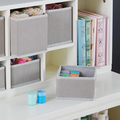 Vista 2 de Martha Stewart Crafting - Organizador de cubos para niños, color blanco cremoso: almacenamiento de arte de mesa de madera con contenedores