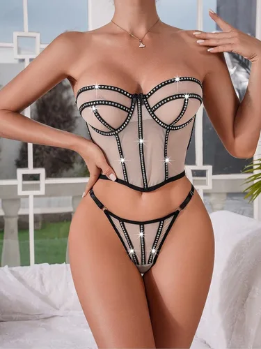 Vista 5 de WDIRARA Conjunto de lencería sin tirantes con aros de diamantes de imitación para mujer