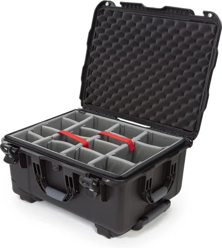Vista 2 de Nanuk Estuche rígido impermeable 950 con ruedas y divisor acolchado