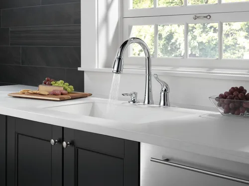 Vista 11 de Delta Kate - Grifo de un solo grifo para fregadero de cocina con pulverizador de espray Cromo