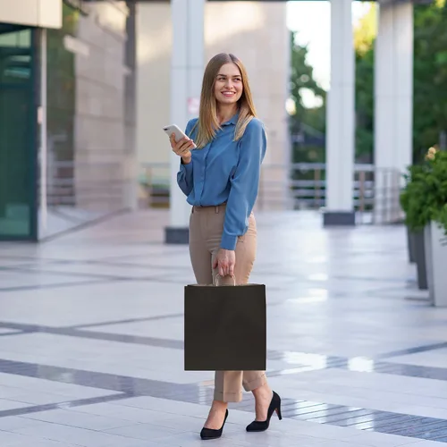 Vista 3 de Prime Line Packaging Bolsas de regalo negras, bolsas de regalo de papel kraft con asas para pequeñas empresas, bolsas de compras extra grandes