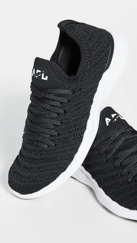 Vista 2 de APL Athletic Propulsion Labs Tenis Techloom Wave para mujer forro polar verde con licencia oficial de star wars silent one crew
