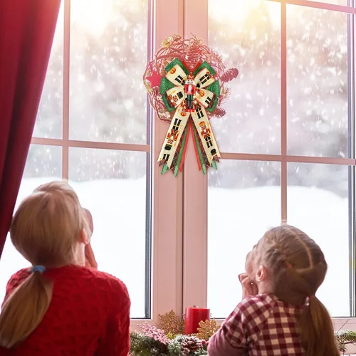 Vista 4 de Whaline Corona de Navidad, lazo de arpillera de cascanueces rojo y verde con colgante, adorno de árbol de Navidad, adornos de regalo