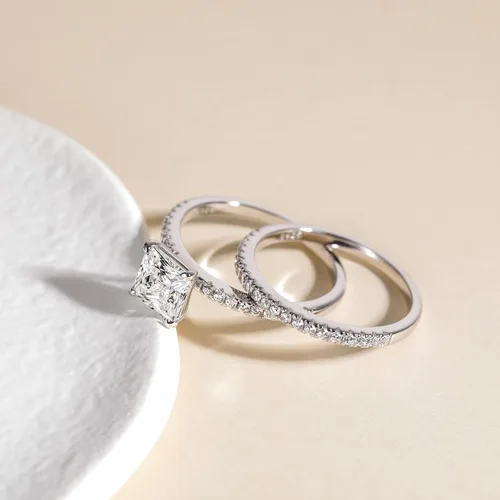 Vista 2 de EAMTI - Juego de anillos de novia de plata de ley 925 de 2 quilates, anillos de compromiso de corte princesa de circonia cúbica para alianzas