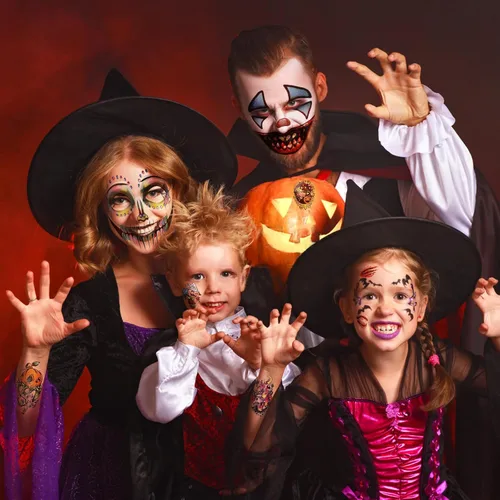 Vista 4 de 50 piezas de tatuajes faciales de broma de Halloween para adultos, mujeres y hombres, 10 calcomanías de terror para Halloween, 40 piezas de tatuajes