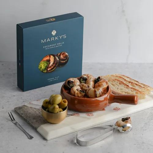 Vista 3 de MARKY'S Escargot Helix Caracoles con mantequilla de ajo - Docena - 4 oz / 113 g