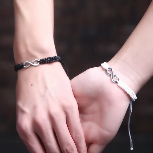 Vista 2 de RINHOO Forever Lovers - Juego de 2 pulseras de acero inoxidable con infinitos, cuerda trenzada de cuero, pulsera de muñeca ajustable de 7 a 9