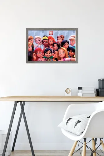 Vista 6 de Trends International Disney Wreck It Ralph: Ralph Breaks The Internet - Póster de pared de princesa, 14.725 x 22.375 pulgadas, versión enmarcada