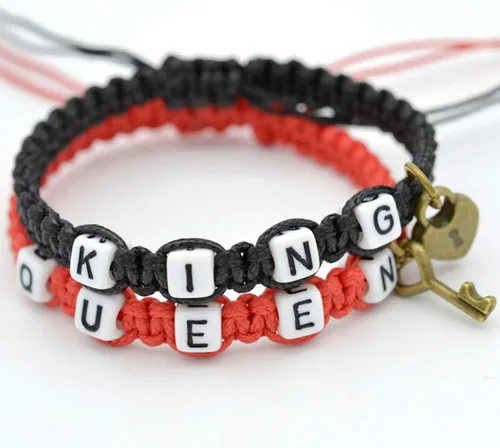 Vista 2 de Pulseras para niñas adolescentes hecho a mano pareja rey reina trenzado cuerda pulsera clave aleación colgante decoración regalo
