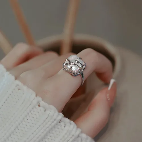 Vista 8 de HETICA Anillo de plata de ley 925 con perlas irregulares, anillo de plata de ley 925, anillo de declaración de moda adecuado para mujer, regalo