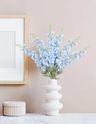Vista 6 de IPOPU Flores Falsas Delphinium de 33.5 pulgadas, Flores Artificiales de Seda, 6 Piezas Azul Claro Larkspur Flores Artificiales de Tallo Largo