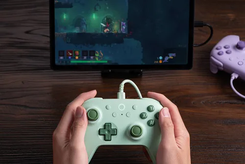 Vista 6 de 8BitDo Ultimate 2C Wired Controller for Windows PC and Android, with 1000Hz Polling Rate, Hall Effect Joysticks and Hall Triggers, and Remappable