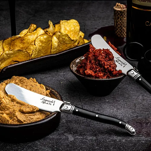 Vista 2 de Laguiole Style de Vie Juego de 4 cuchillos de mantequilla de primera línea con mango de plástico - Negro - Esparcidor en estilo Laquiole Oro