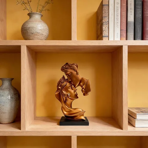 Vista 7 de Escultura de beso para parejas, arte abstracto, escultura de pareja, decoración de estatua de resina, estatua romántica utilizada para decoración