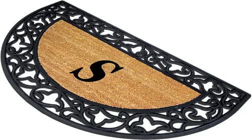 Vista 3 de Felpudo monograma de media luna de fibra de coco con diseño de borde de goma antideslizante, inicial de monograma, borde de goma negro, 22 x 36