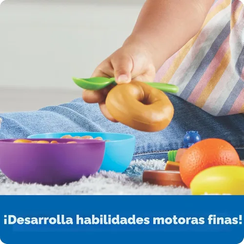 Vista 4 de Learning Resources New Sprouts Munch It! Set de alimentos - Accesorios de cocina de juguete, juguetes de simulación, juegos de mesa de picnic