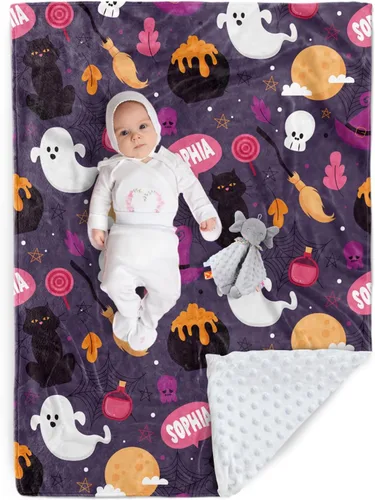 Vista 17 de Manta de Halloween personalizada, diseños de dibujos animados con nombre personalizable, manta de franela de felpa suave con respaldo punteado