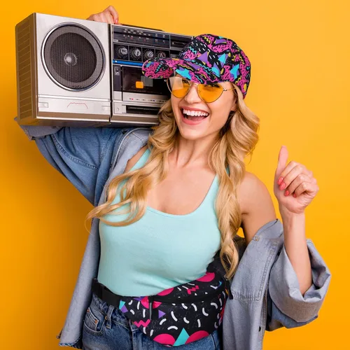 Vista 4 de Sotiff Riñonera de 2 piezas de los años 80 y 90 para mujeres y hombres, traje de los años 90, sombrero de cintura ajustable, bolsa retro