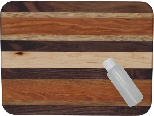 Vista 15 de Tablas de cortar de madera hechas a mano incluyendo aceite (9 "x 11" con asa)