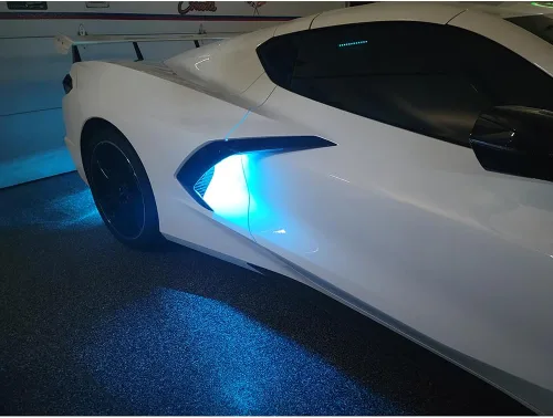 Vista 3 de C8 Convertible - Kit de iluminación LED Side Cove - Kit de iluminación exterior RGB para Corvette 2020-2025 (llavero)