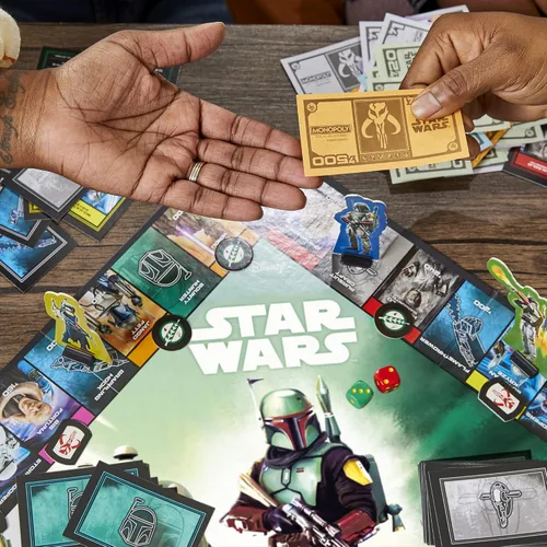 Vista 6 de Hasbro Gaming Monopoly: Star Wars Boba Fett Edition - Juego de mesa para niños a partir de 8 años, inspirado en las películas de Star Wars