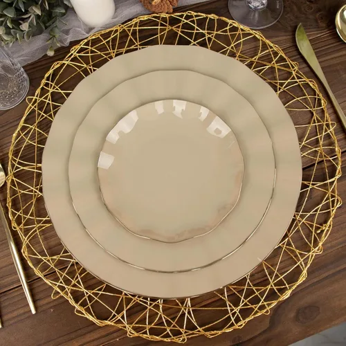 Vista 52 de Tableclothsfactory Paquete de 10 platos redondos de plástico negro de 6 pulgadas para ensalada de postre, platos desechables con borde ondulado